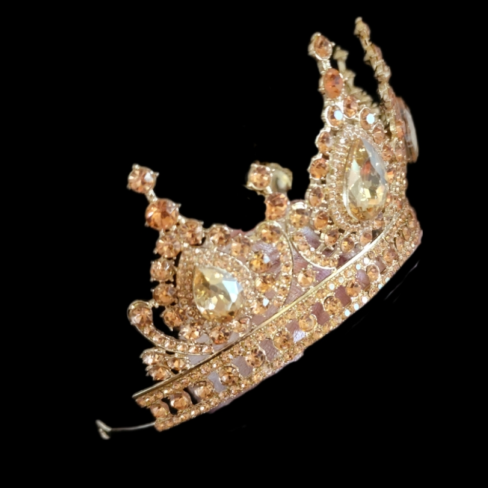 Jeweled Set - Picture 3 of 6